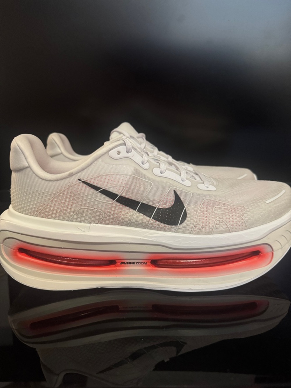 Nike Vomero Premium - Picture 3 of 5